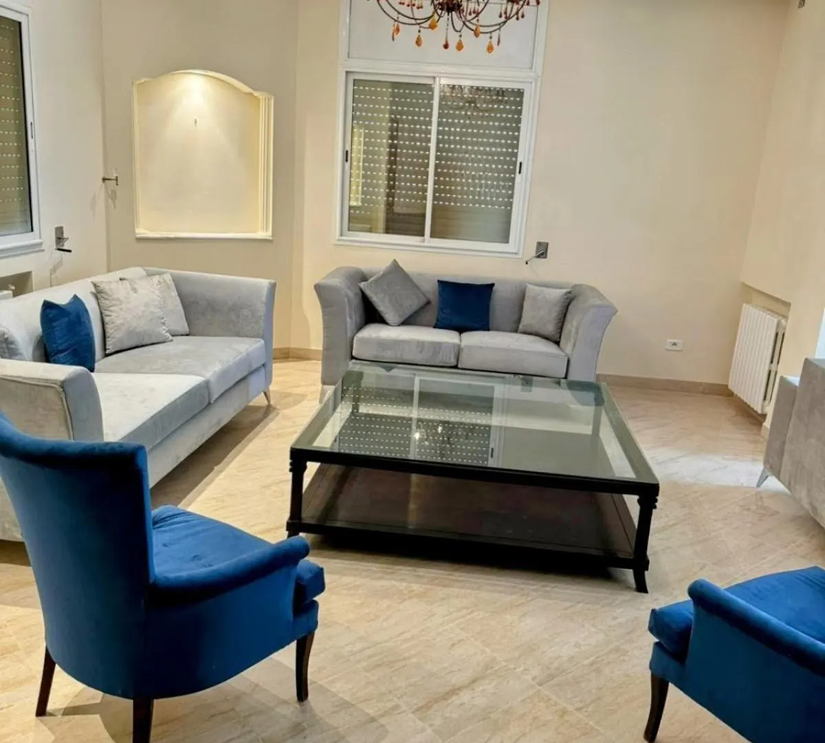 Etage De Villa Spacieux Aux Jardins De La Soukra El Aouina Tunisia