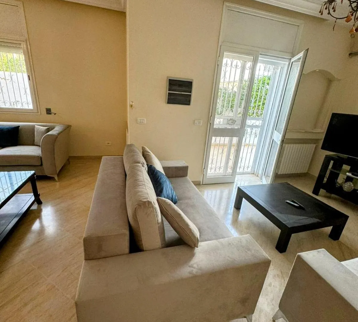 Apartment Etage De Villa Spacieux Aux Jardins De La Soukra El Aouina Tunisia